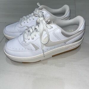 Nike Women's White Sneakers with Gum Sole